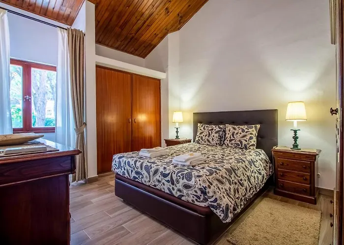 Casa Da Aldeia By Algarve Holidays Holiday home Albufeira